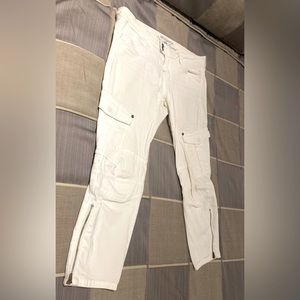 Parasuco White cargo style crop jeans Size 29